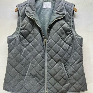 Old Navy Heather Gray Quilted Vest